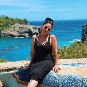 Meet your Posher, Linda